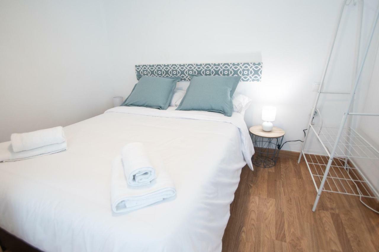 Apartamento Apartamento Aires Mediterráneos Cádiz Exterior foto