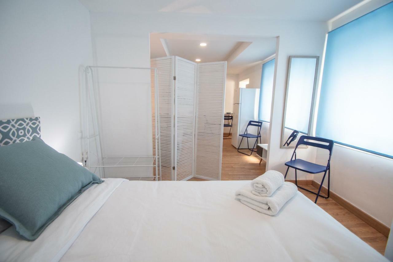 Apartamento Apartamento Aires Mediterráneos Cádiz Exterior foto